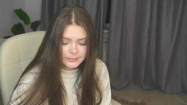 Snapshot of AdelinaIbraham chatting on 10-28-25, 03:36 AdelinaIbraham online show from 10-28-25, 03:36