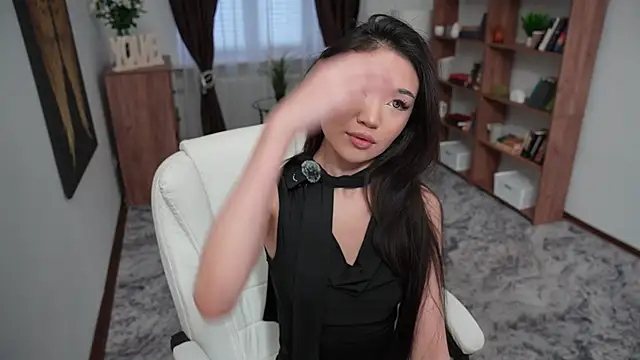 Snapshot of OnieClose chatting on 12-05-25, 07:50 OnieClose online show from 12-05-25, 07:50