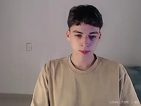 Snapshot of Sett_01 chatting on 10-26-25, 08:04 Sett 01 online show from 10-26-25, 08:04