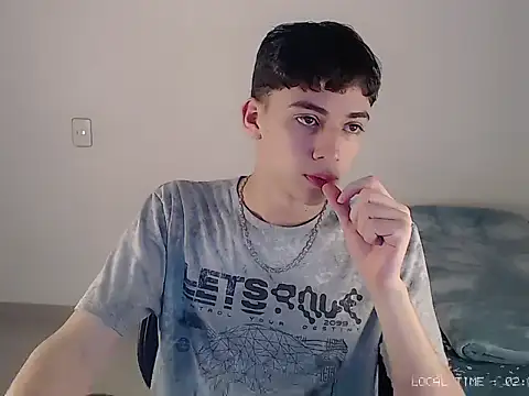 Sett 01 online show from 11-04-25, 07:07