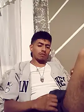 SkinniYamo online show from 03-02-26, 07:09