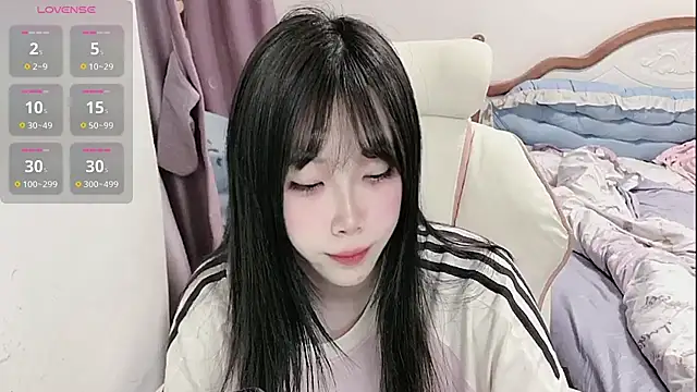 Vivian-88 online show from 05-18-26, 06:47