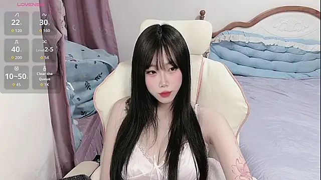 Vivian-88 online show from 05-21-26, 09:44