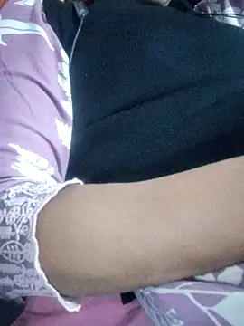 Hot-Rubyy online show from 12-20-25, 04:36