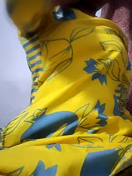 Hot-Rubyy online show from 04-23-26, 01:13