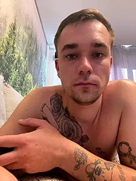 Snapshot of timmma chatting on 10-26-25, 12:11 timmma online show from 10-26-25, 12:11