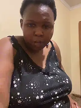 Snapshot of Malulwane chatting on 10-27-25, 08:46 Malulwane online show from 10-27-25, 08:46