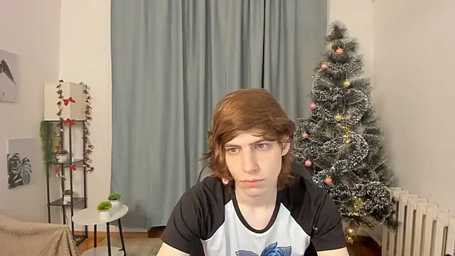 AvenGlow online show from 12-20-25, 05:03