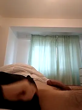 Snapshot of mike__123 chatting on 10-26-25, 02:45 mike  123 online show from 10-26-25, 02:45