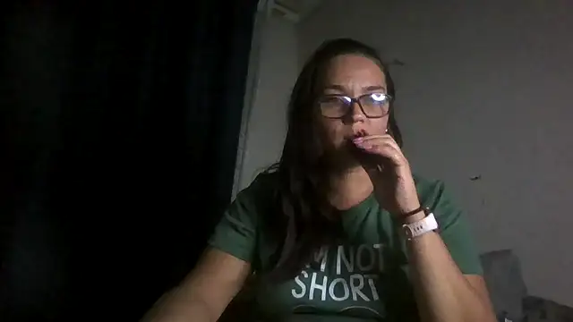 Snapshot of lilMissMarli chatting on 04-11-26, 05:39 lilMissMarli online show from 04-11-26, 05:39