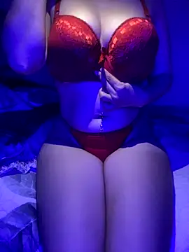 Snapshot of Daloaaa12 chatting on 10-27-25, 08:24 Daloaaa12 online show from 10-27-25, 08:24