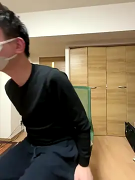 isao752702 online show from 11-24-25, 12:27