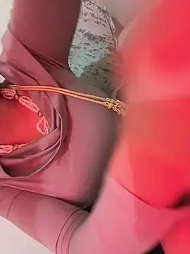 Snapshot of Soso-bigass chatting on 04-10-26, 11:37 Soso-bigass online show from 04-10-26, 11:37