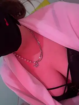 Snapshot of Soso-bigass chatting on 04-12-26, 10:26 Soso-bigass online show from 04-12-26, 10:26