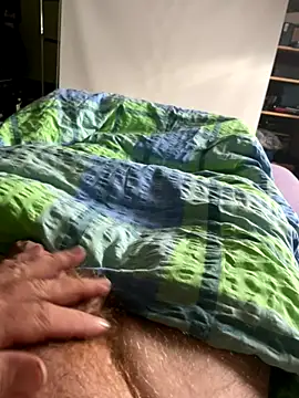 Snapshot of Ilovemilf1 chatting on 11-15-25, 12:34 Ilovemilf1 online show from 11-15-25, 12:34