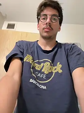 TimBelucci online show from 10-27-25, 08:57