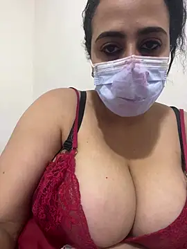 Snapshot of WildNour chatting on 02-07-26, 09:18 WildNour online show from 02-07-26, 09:18