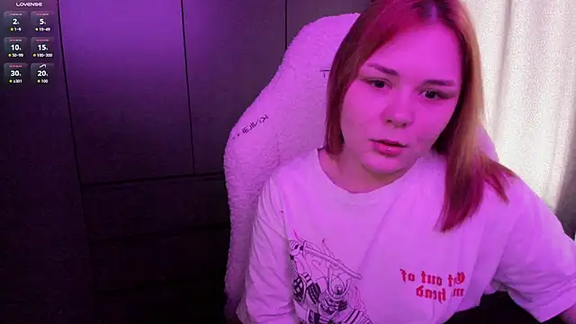 sophia lix online show from 06-10-26, 08:35