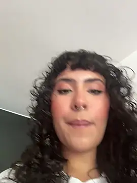 SugarTroubl33 online show from 05-27-26, 02:36