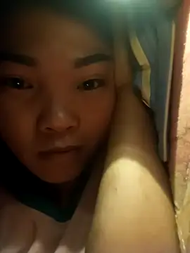 Snapshot of Lovebaby-love chatting on 11-18-25, 10:47 Lovebaby-love online show from 11-18-25, 10:47