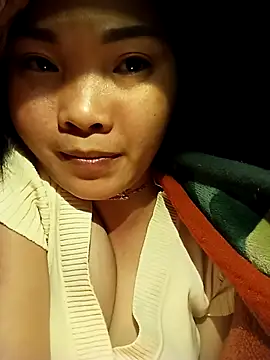 Snapshot of Lovebaby-love chatting on 11-29-25, 01:25 Lovebaby-love online show from 11-29-25, 01:25