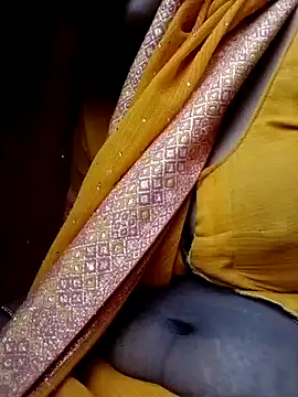 Snapshot of nikita_hot83 chatting on 10-28-25, 03:43 nikita hot83 online show from 10-28-25, 03:43