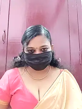 Snapshot of Mandhra28 chatting on 11-04-25, 04:11 Mandhra28 online show from 11-04-25, 04:11