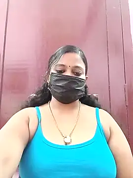 Snapshot of Mandhra28 chatting on 11-10-25, 05:50 Mandhra28 online show from 11-10-25, 05:50