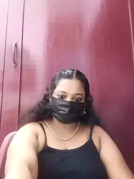 Snapshot of Mandhra28 chatting on 11-30-25, 05:50 Mandhra28 online show from 11-30-25, 05:50