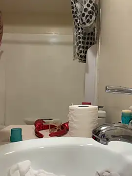 Snapshot of JayyBabyy1 chatting on 10-29-25, 08:05 JayyBabyy1 online show from 10-29-25, 08:05