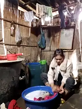 doggy-00 online show from 12-17-25, 03:45