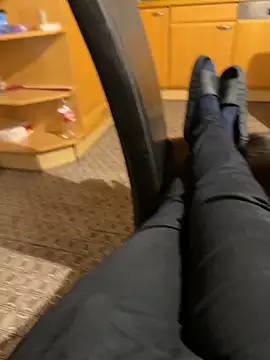 Snapshot of jessjay25 chatting on 10-27-25, 09:19 jessjay25 online show from 10-27-25, 09:19