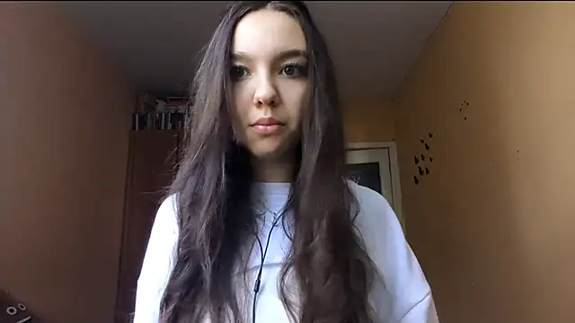 Snapshot of Kimixoo chatting on 10-30-25, 11:55 Kimixoo online show from 10-30-25, 11:55