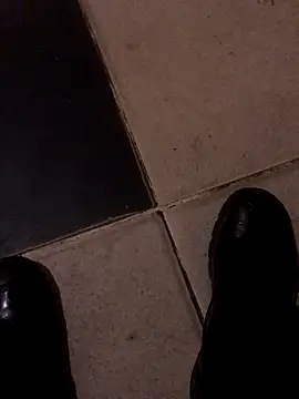 Snapshot of Johnparis505 chatting on 10-31-25, 03:07 Johnparis505 online show from 10-31-25, 03:07