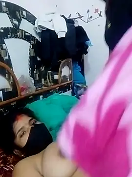 hot couple 000 online show from 12-16-25, 09:36