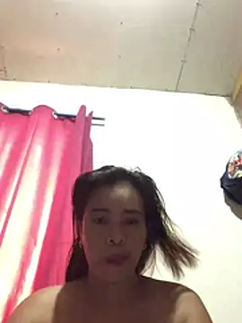 Snapshot of Honeyjean_30 chatting on 07-08-26, 03:22 Honeyjean 30 online show from 07-08-26, 03:22