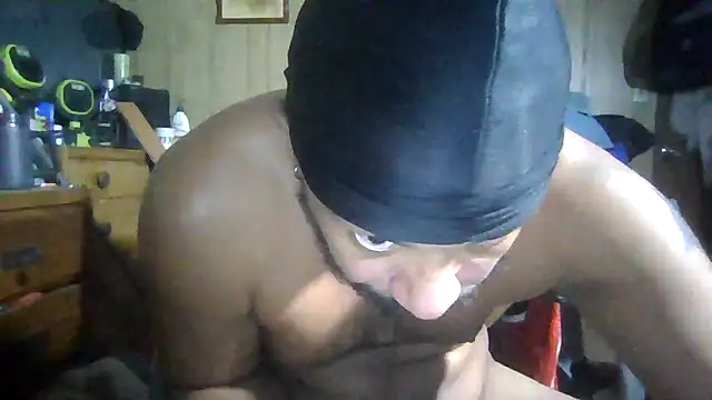 Snapshot of chuttos chatting on 11-29-25, 01:19 chuttos online show from 11-29-25, 01:19