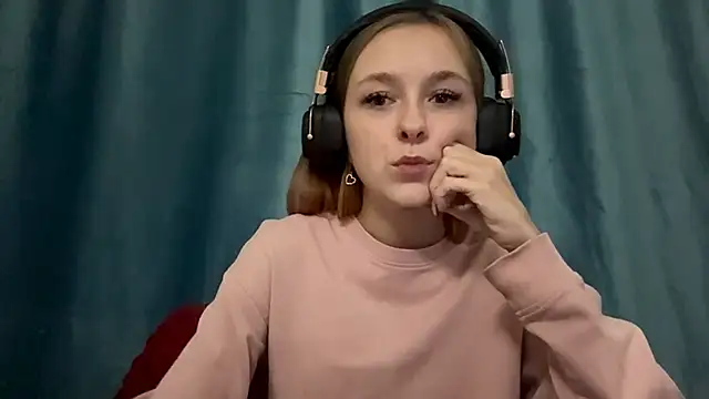 HOTBellakle online show from 11-04-25, 03:11