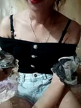 Snapshot of Em_xinh01 chatting on 11-13-25, 08:13 Em xinh01 online show from 11-13-25, 08:13