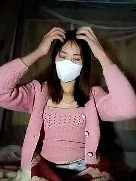 Snapshot of Em_xinh01 chatting on 12-01-25, 01:21 Em xinh01 online show from 12-01-25, 01:21