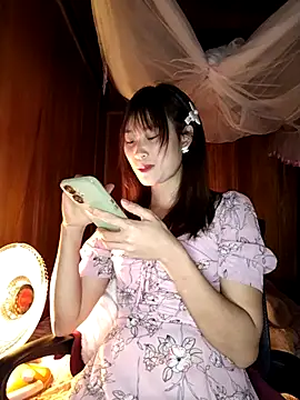 Em xinh01 online show from 12-19-25, 01:18