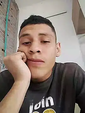 Snapshot of Yordiparra chatting on 02-19-26, 03:08 Yordiparra online show from 02-19-26, 03:08