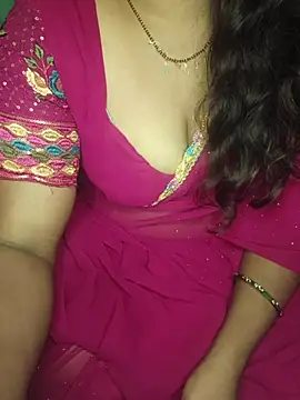 Snapshot of shreyareddy99 chatting on 10-30-25, 04:41 shreyareddy99 online show from 10-30-25, 04:41