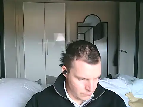 Snapshot of scotsman202513 chatting on 10-30-25, 09:00 scotsman202513 online show from 10-30-25, 09:00