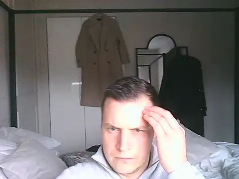 Snapshot of scotsman202513 chatting on 11-11-25, 09:53 scotsman202513 online show from 11-11-25, 09:53