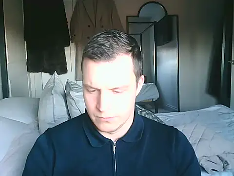 Snapshot of scotsman202513 chatting on 11-14-25, 09:08 scotsman202513 online show from 11-14-25, 09:08