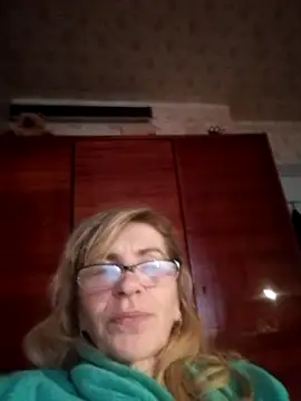 Georgette466 online show from 12-14-25, 09:03