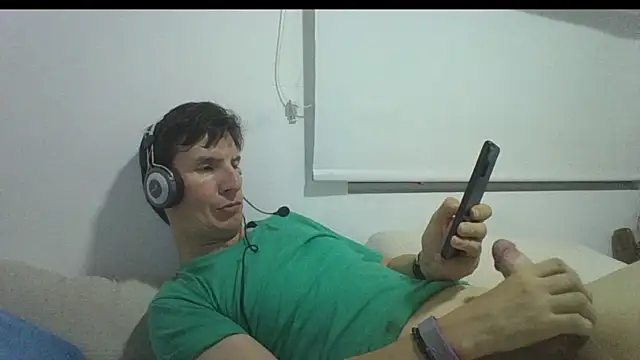 carliesexyman online show from 11-16-25, 01:55