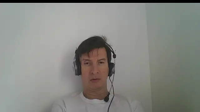 carliesexyman online show from 11-18-25, 02:32