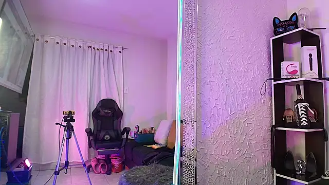 Natasha Amber online show from 11-13-25, 12:48